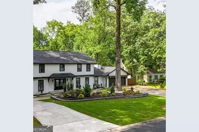 3270 Brookview Drive, Marietta, GA 30068 - Photo 2