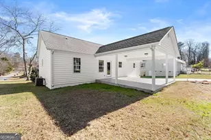 137 Sherrell Dr, Cleveland, GA 30528 - Photo 32