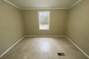 1368 Dee Kennedy Rd, Auburn, GA 30011 - Photo 10