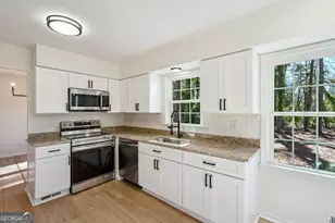 1605 Plover Rd, Jonesboro, GA 30238 - Photo 12