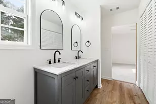 1429 Ridgewood Pl, Lawrenceville, GA 30043 - Photo 16