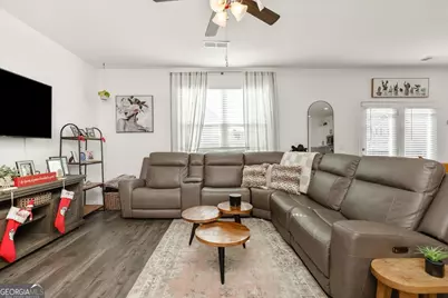 219 Barnyard Way, Perry, GA 31069 - Photo 10