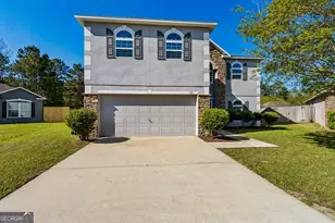 130 Pine Bluff Terrace, Kingsland, GA 31548 - Photo 4