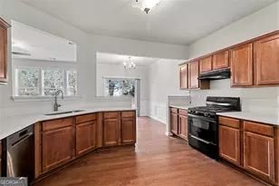 5850 Bentley, Cumming, GA 30040 - Photo 10