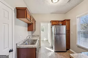 1450 St Francis Ave, East Point, GA 30344 - Photo 12