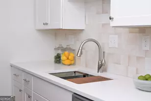 2370 Leafgate Rd, Decatur, GA 30033 - Photo 16