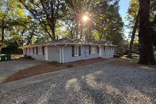 1576 Carolyn Dr, Stone Mountain, GA 30087 - Photo 18