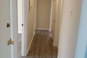 545 Oak Valley Dr, Riverdale, GA 30274 - Photo 10