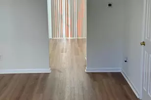 5471 Walnut Ln, Lithonia, GA 30038 - Photo 6