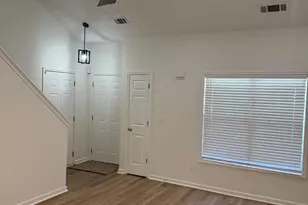 5471 Walnut Ln, Lithonia, GA 30038 - Photo 10