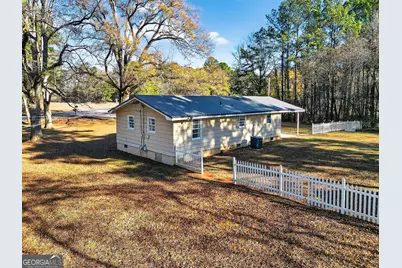 1470 Melville Brown Road, Williamson, GA 30292 - Photo 32