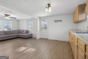 1470 Melville Brown Rd, Williamson, GA 30292 - Photo 8