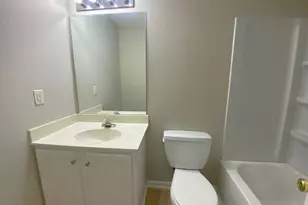 646 Lakes Cir, Lithonia, GA 30058 - Photo 30