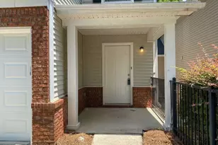 646 Lakes Cir, Lithonia, GA 30058 - Photo 6