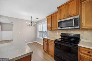 402 Latham Drive, Warner Robins, GA 31088 - Photo 8