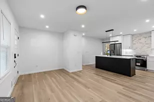 2592 Lois Ln SE, Atlanta, GA 30315 - Photo 6