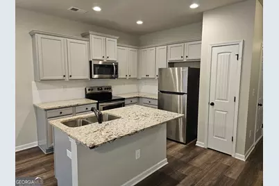 6056 Oak Bend Court, Riverdale, GA 30296 - Photo 2