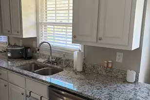 1056 Waterside Dr SE, Conyers, GA 30013 - Photo 8