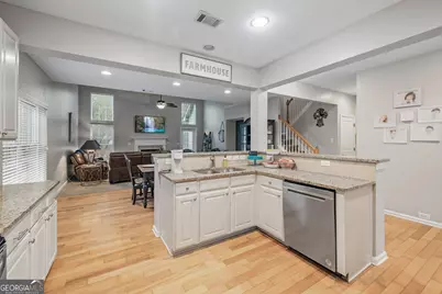 7840 Keepsake Lane, Flowery Branch, GA 30542 - Photo 12