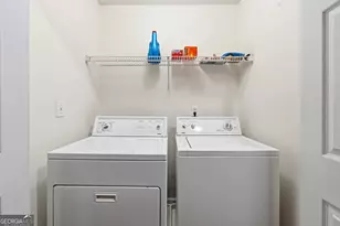 1261 Woodland View Rd, Lawrenceville, GA 30043 - Photo 22