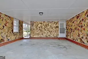 500 Circle Dr, Fayetteville, GA 30214 - Photo 4