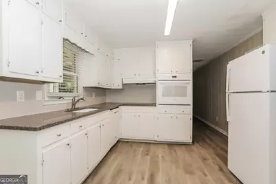 2673 Greenvalley Court, Snellville, GA 30078 - Photo 4