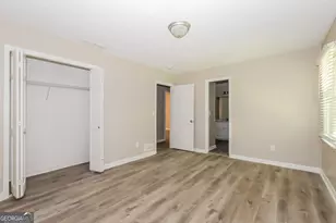 2673 Green Valley Ct, Snellville, GA 30078 - Photo 6