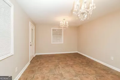4636 Hamlet Walk SE, Conyers, GA 30094 - Photo 6
