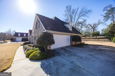 210 Oakleaf Drive, Macon, GA 31210 - Photo 4