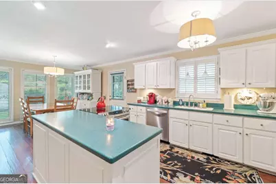 221 Commodore Drive NW, Milledgeville, GA 31061 - Photo 12