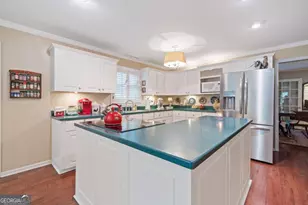 221 Commodore Dr NW, Milledgeville, GA 31061 - Photo 14