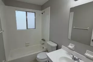 816 Jesters Lake Dr, Jonesboro, GA 30236 - Photo 12