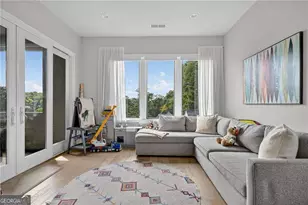 4012 Hazel Nut Ln, Atlanta, GA 30342 - Photo 24