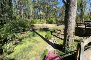 2073 E Roxboro Rd NE, Brookhaven, GA 30324 - Photo 16