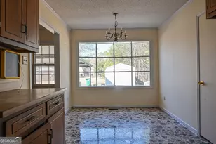 1237 Firestone Dr, Albany, GA 31707 - Photo 10