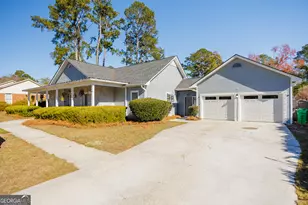 2825 Bud McKey Cir, Valdosta, GA 31602 - Photo 2