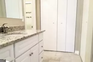 8918 Sterling Ridge Ln, Jonesboro, GA 30238 - Photo 12