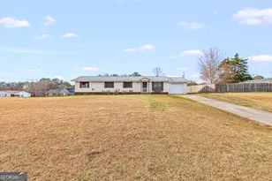 115 Valley View Ct, Tyrone, GA 30290 - Photo 2