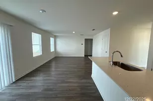 487 Grand Magnolia St, Jackson, GA 30233 - Photo 4