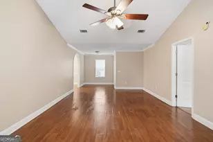 1033 Barley Dr, Hinesville, GA 31313 - Photo 8