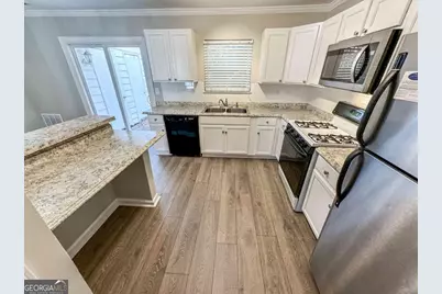 3575 Kennesaw Station Drive NW, Kennesaw, GA 30144 - Photo 10