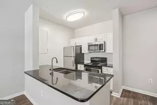 405 Phillip Blvd, Lawrenceville, GA 30046 - Photo 8