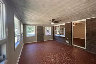 2000 Forest Dr, Fayetteville, GA 30214 - Photo 20