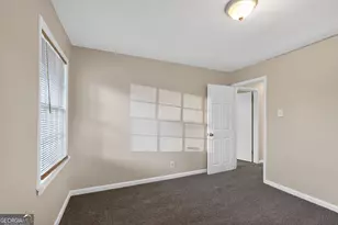 6293 Longino Dr, Union City, GA 30291 - Photo 18