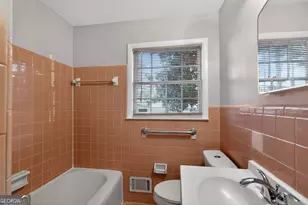 6293 Longino Dr, Union City, GA 30291 - Photo 24