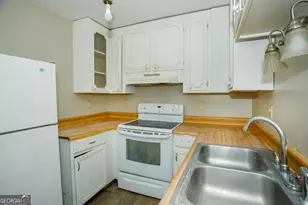 4370 Barrington Pl, Macon, GA 31210 - Photo 8