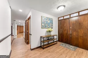 2865 White Ct NE, Conyers, GA 30012 - Photo 4