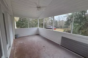 223 Richmond St, Sandersville, GA 31082 - Photo 10