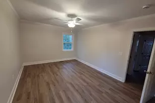 223 Richmond St, Sandersville, GA 31082 - Photo 4