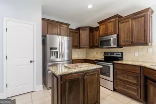 3963 Karaline Cir, Valdosta, GA 31605 - Photo 12